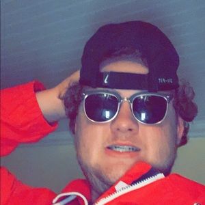 Meet your Posher, Tommy